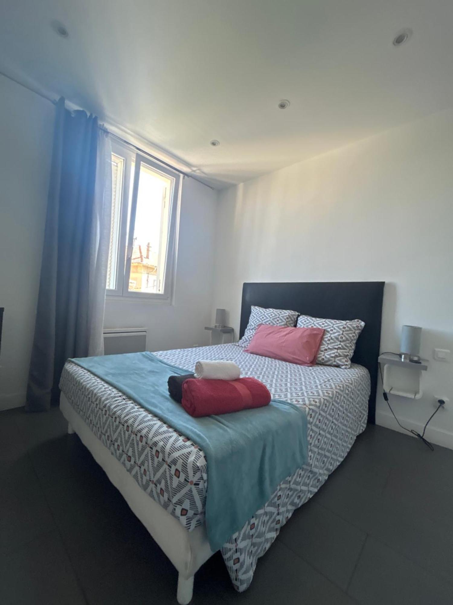 L'ensoleillee Maison Prive Apartment *